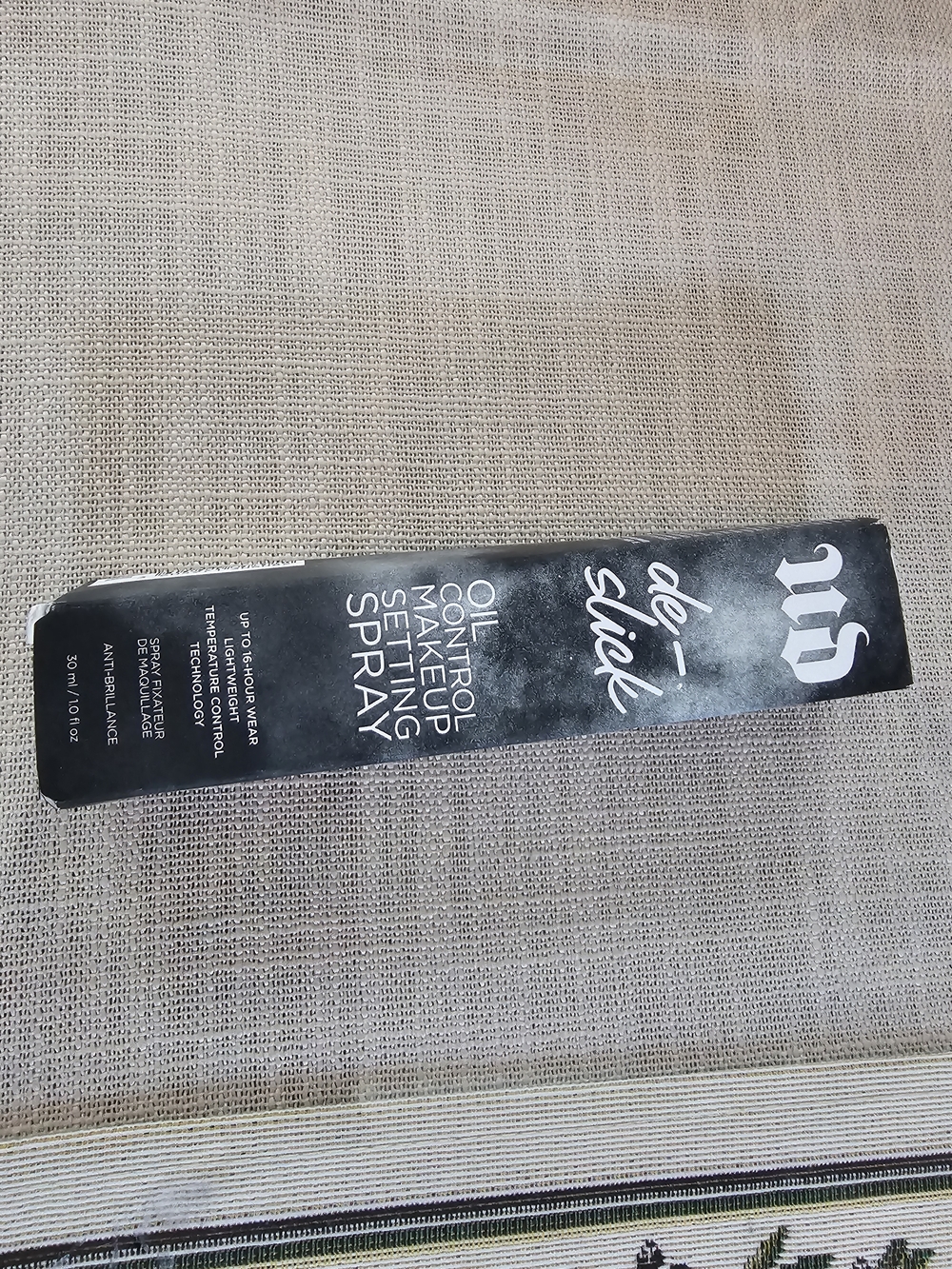 Urban Decay De-Slick Oil Control Mattified Setting Spray - Black